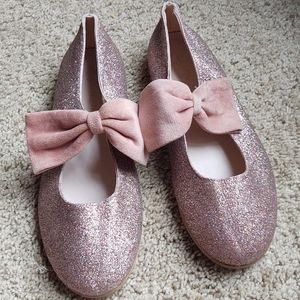 Blush dress shoes
